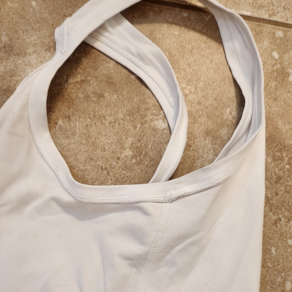 Lululemon Razorback Tank - Picture 4 of 5